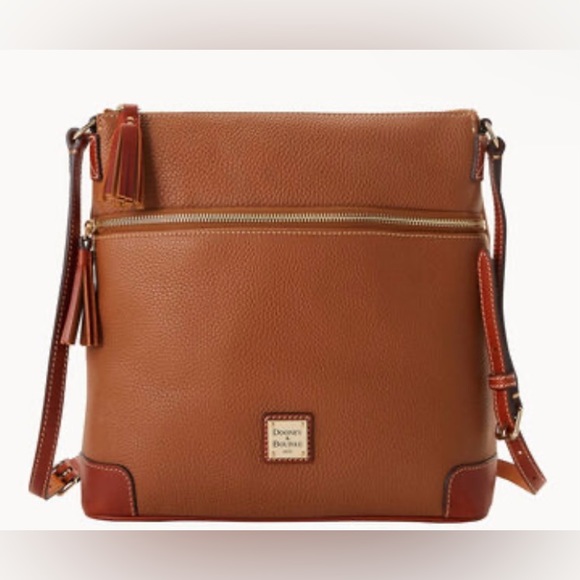 Dooney & Bourke Handbags - Dooney & Bourke EUC Pebble
Leather Crossbody Bag in
Caramel Leather